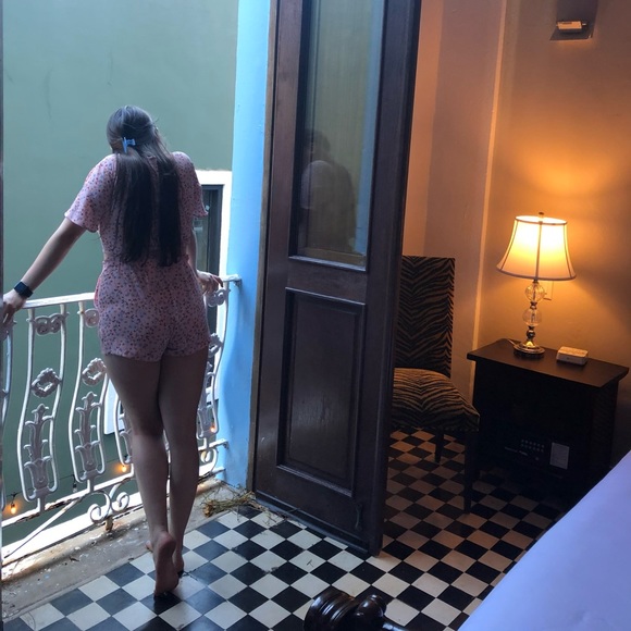 Adorable Pink Floral 2 Piece Set 🌸 - Picture 10 of 11